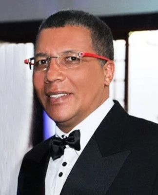 DR-RANDAL-CAROLISSEN